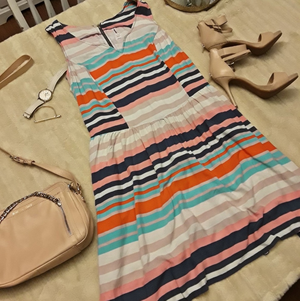 Sleeveless striped dress 2/20$